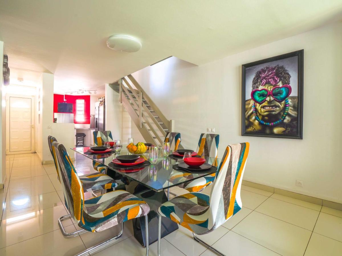 Triplex Yasuke: Vivez L'Experience Pop Art Et Geek En Plein Coeur De Petit-Bourg 빌라 외부 사진