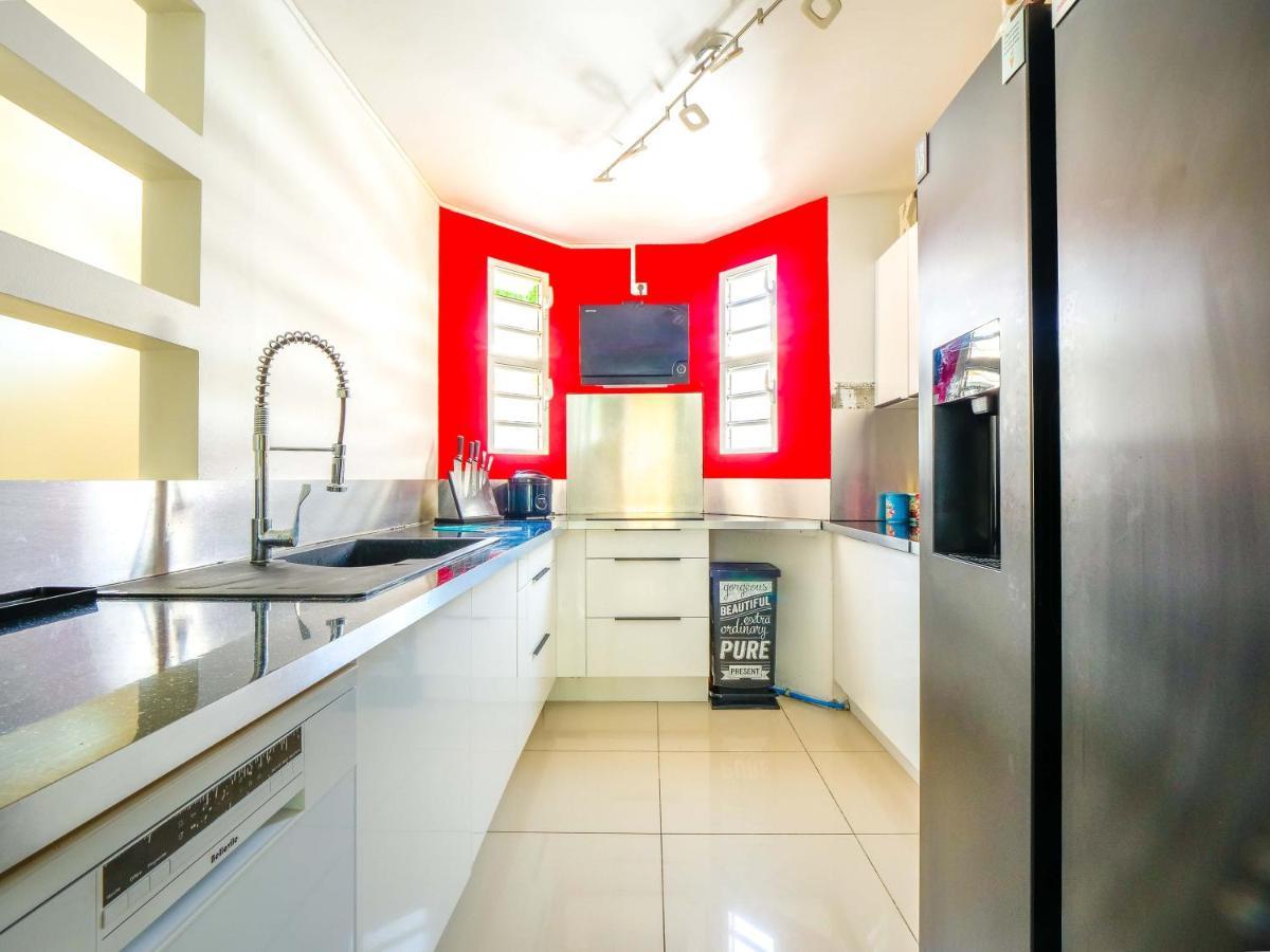 Triplex Yasuke: Vivez L'Experience Pop Art Et Geek En Plein Coeur De Petit-Bourg 빌라 외부 사진